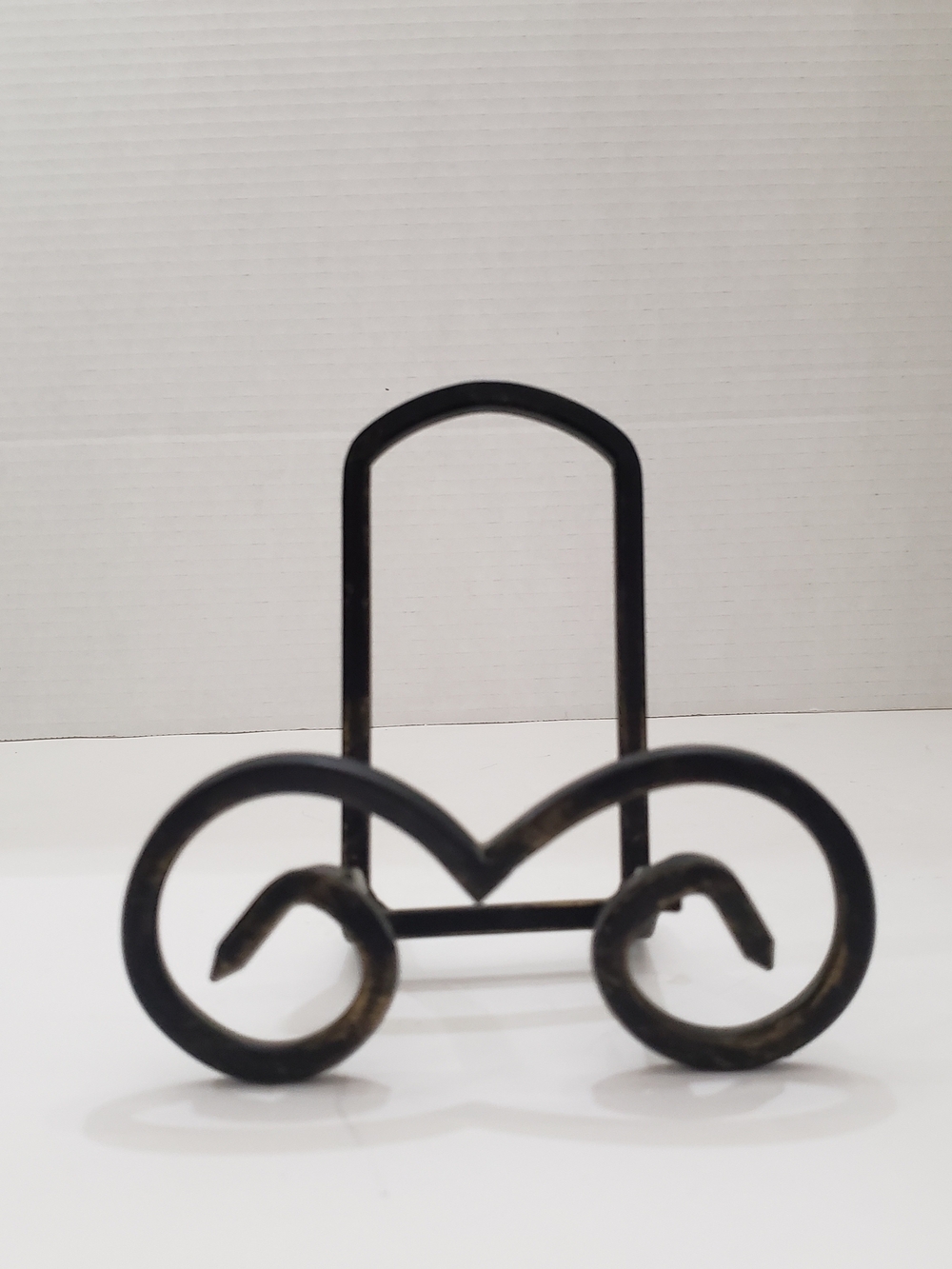 Umbra Black Metal Tabletop Book Easel & Display Stand